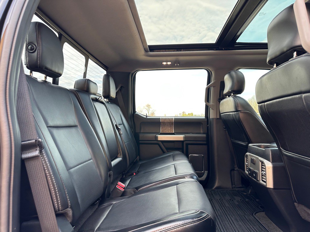 2017 Ford F-350 Image 15