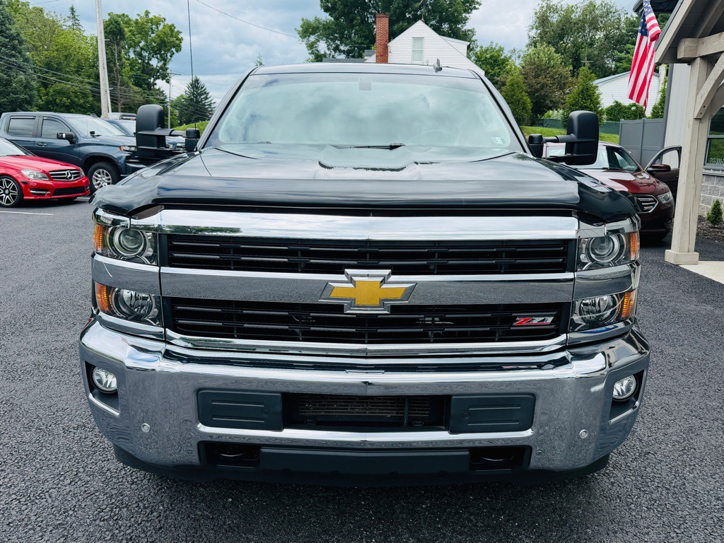 2015 Chevrolet Silverado 1500 Image 2