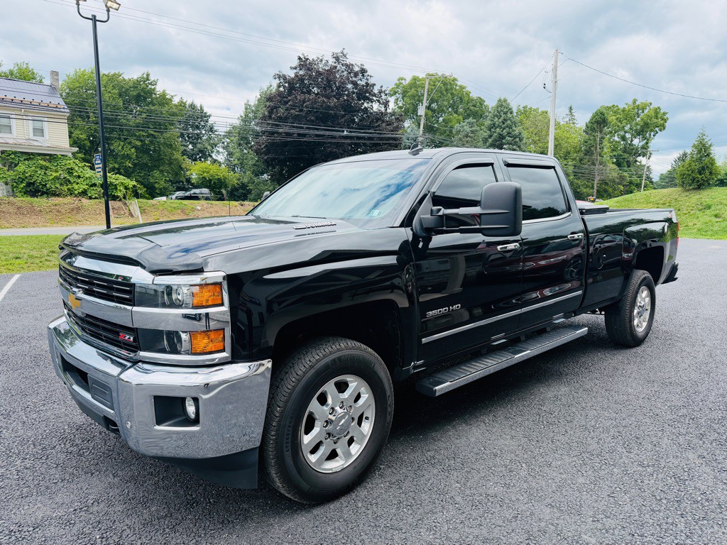 2015 Chevrolet Silverado 1500 Image 3