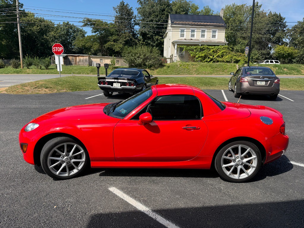 2010 Mazda MX-5 Miata Image 3
