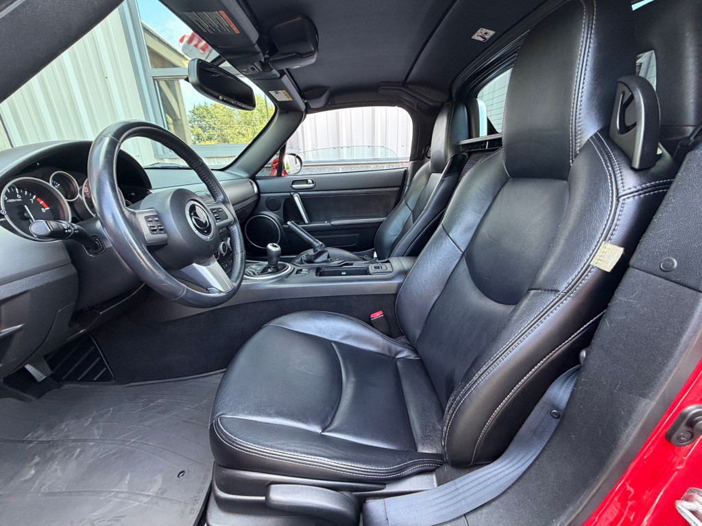 2010 Mazda MX-5 Miata Image 7