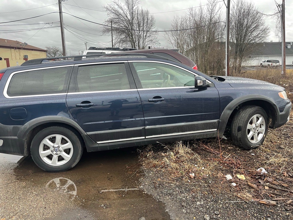 2010 Volvo XC70 Image 5