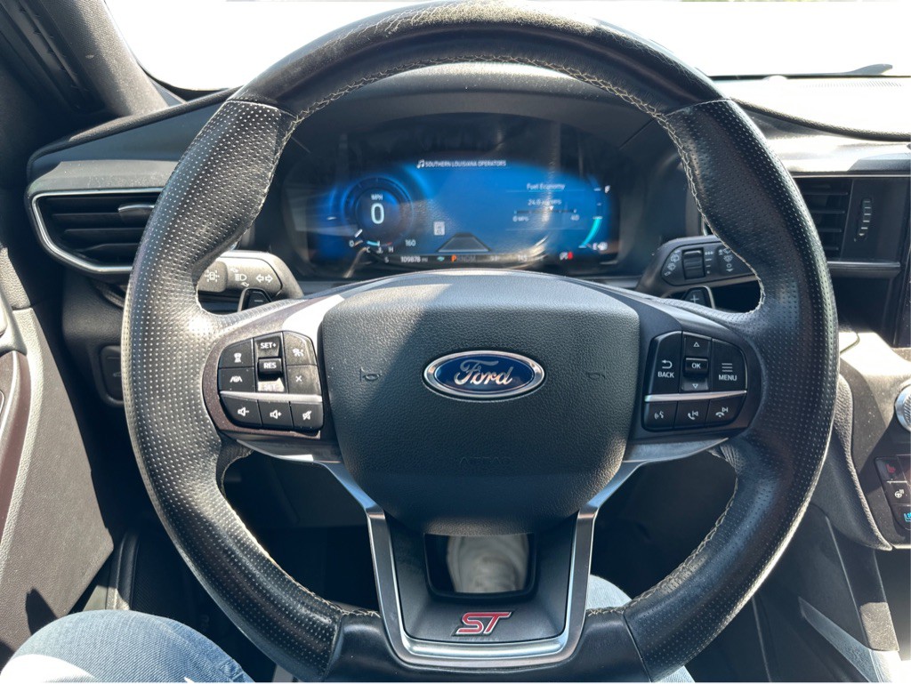2020 Ford Explorer Image 16