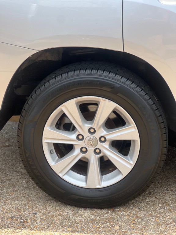 2012 Toyota Highlander Image 24