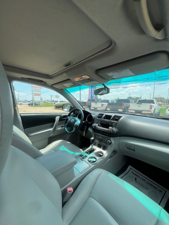 2012 Toyota Highlander Image 28