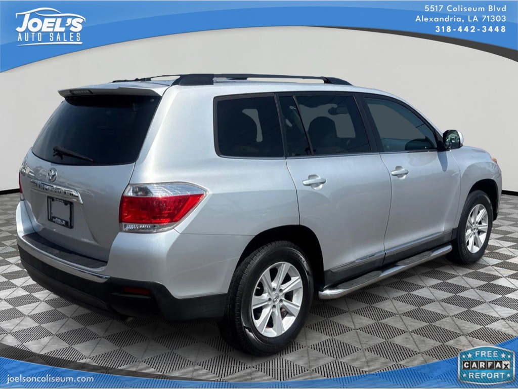2012 Toyota Highlander Image 8