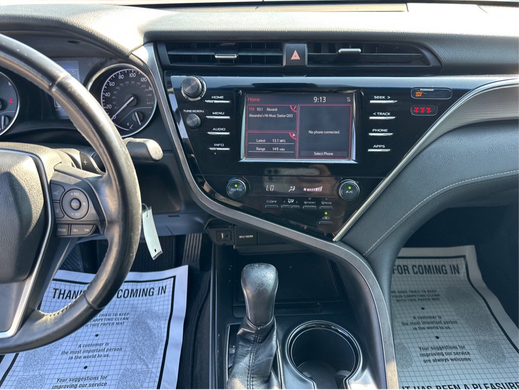 2018 Toyota Camry Image 13