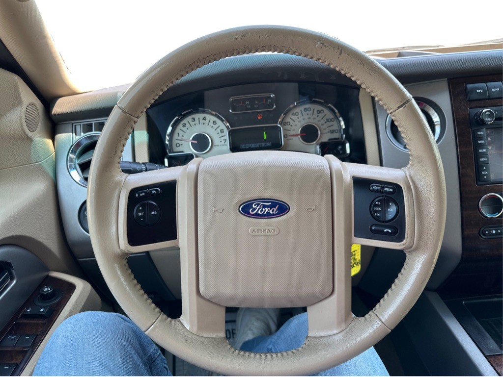 2014 Ford Expedition Image 16