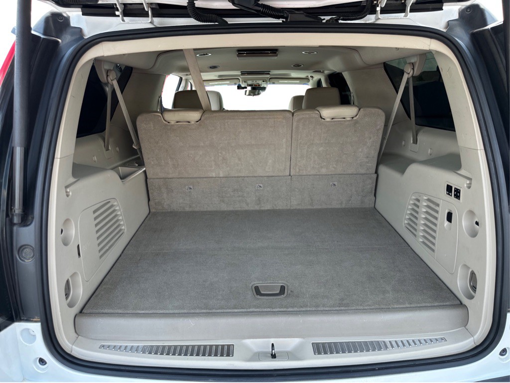 2018 Cadillac Escalade Image 9