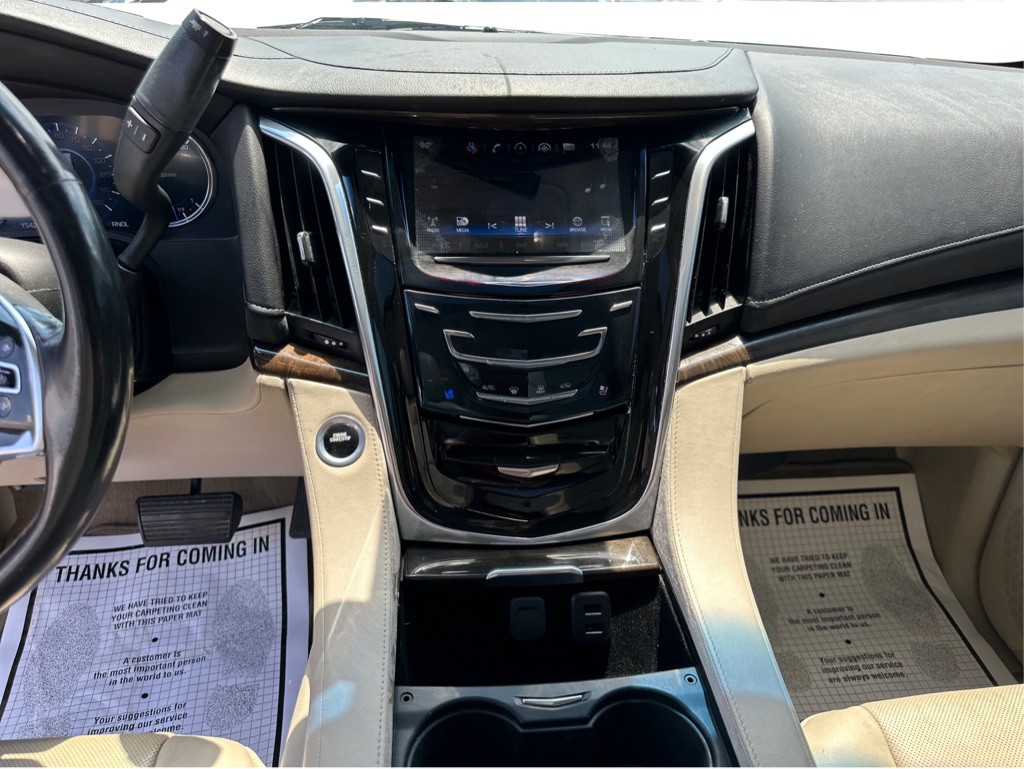 2018 Cadillac Escalade Image 15