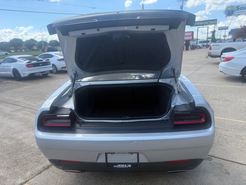 2020 Dodge Challenger Image 6