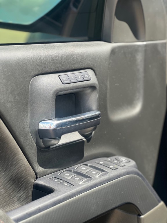 2015 GMC Sierra Image 17