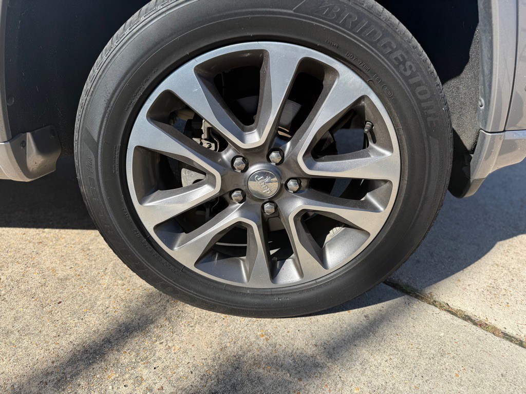 2018 Jeep Grand Cherokee Image 15