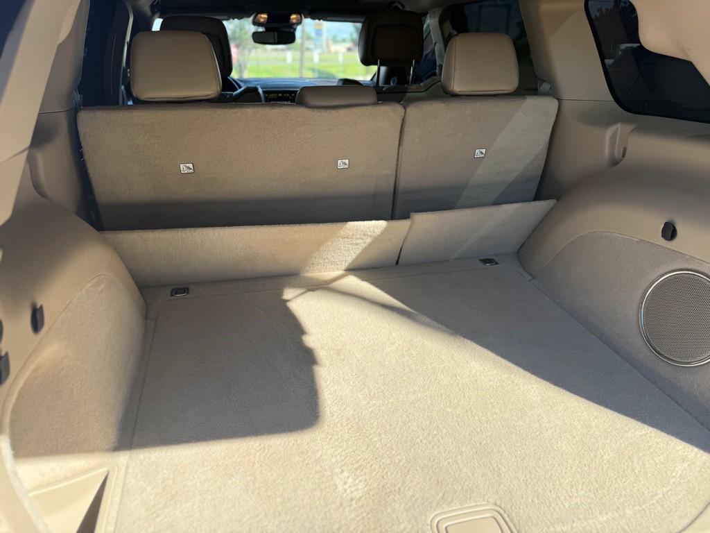2018 Jeep Grand Cherokee Image 17
