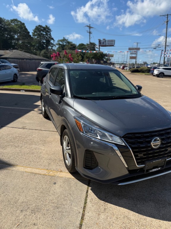 2021 Nissan Kicks Image 4