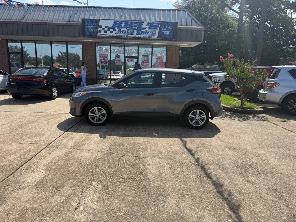 2021 Nissan Kicks Image 9