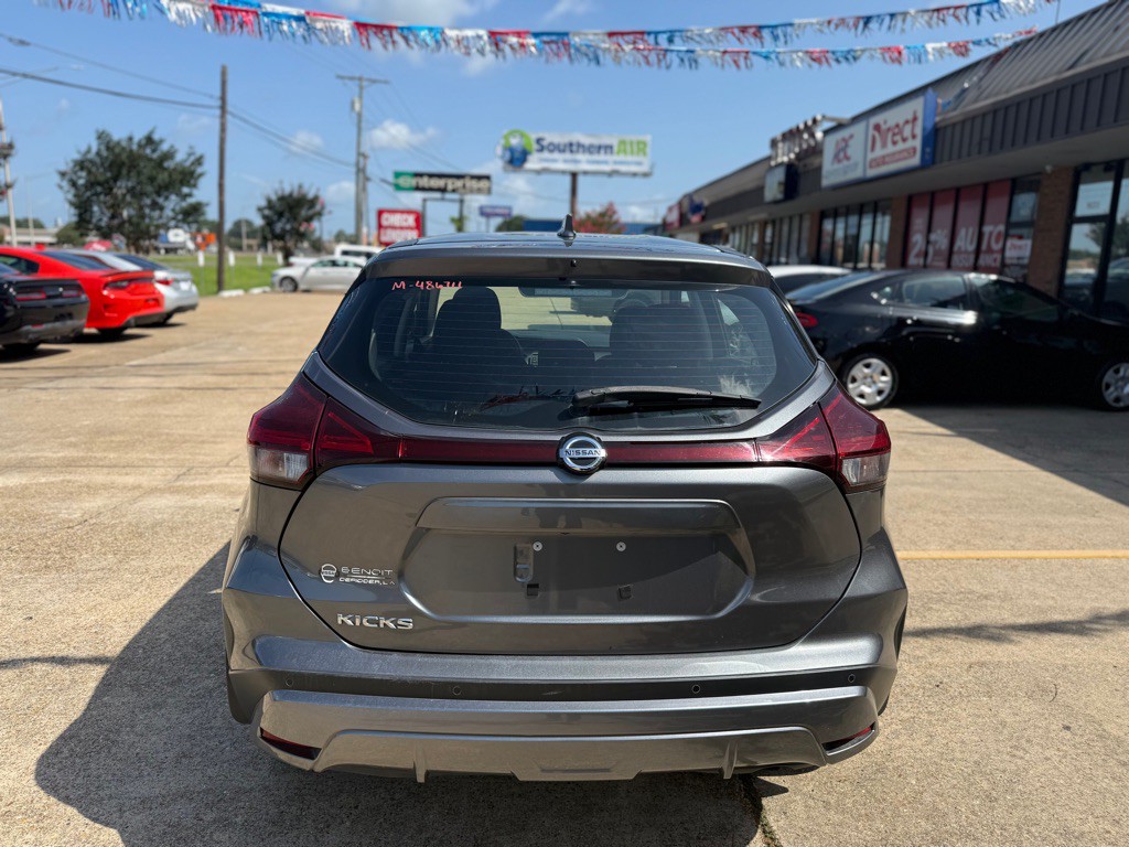 2021 Nissan Kicks Image 12
