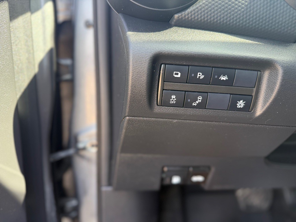 2021 Nissan Kicks Image 16