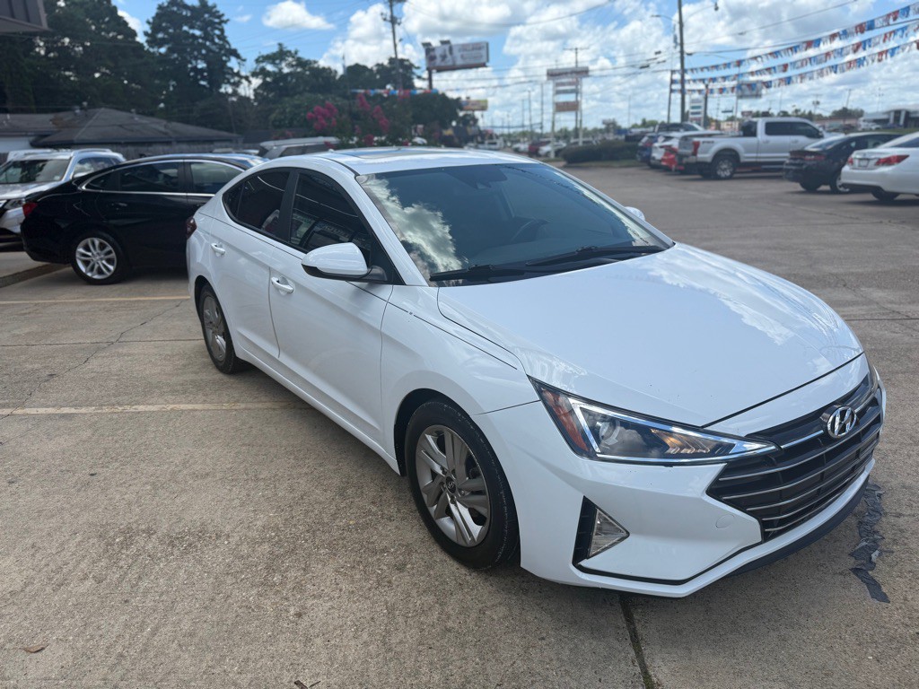 2020 Hyundai Elantra Image 5