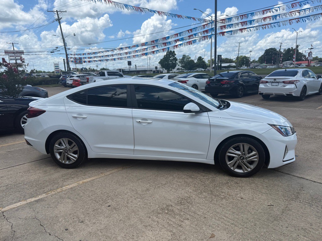 2020 Hyundai Elantra Image 6