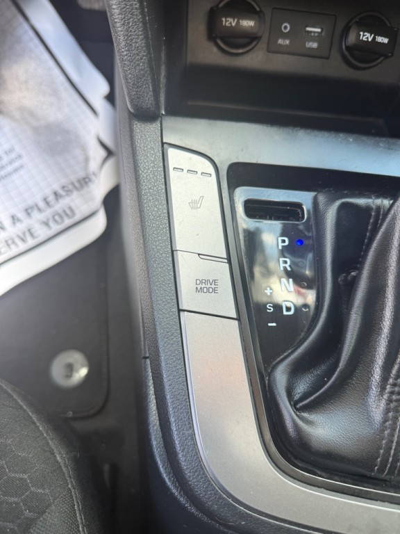 2020 Hyundai Elantra Image 21