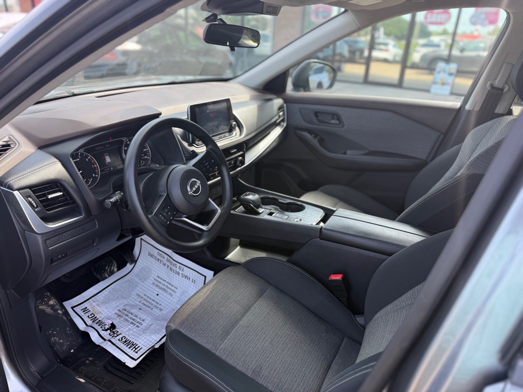 2022 Nissan Rogue Image 9