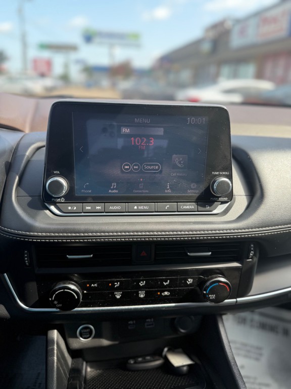 2022 Nissan Rogue Image 11