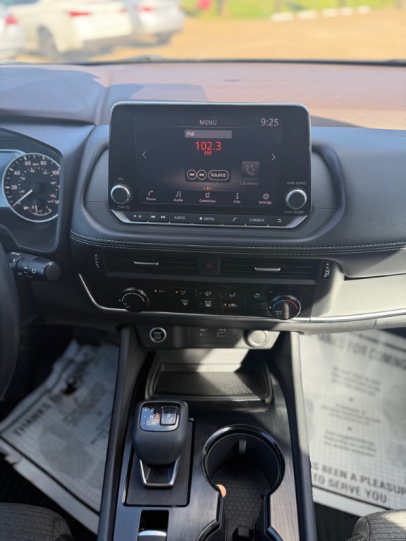 2022 Nissan Rogue Image 19