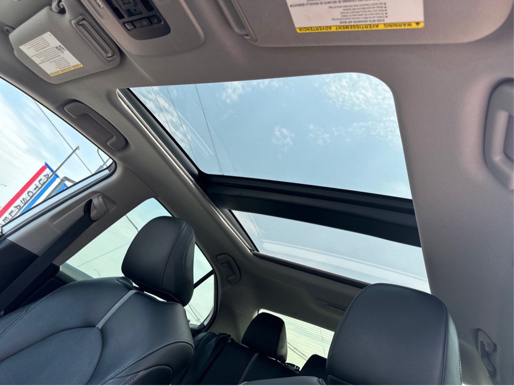 2020 Toyota Camry Image 14
