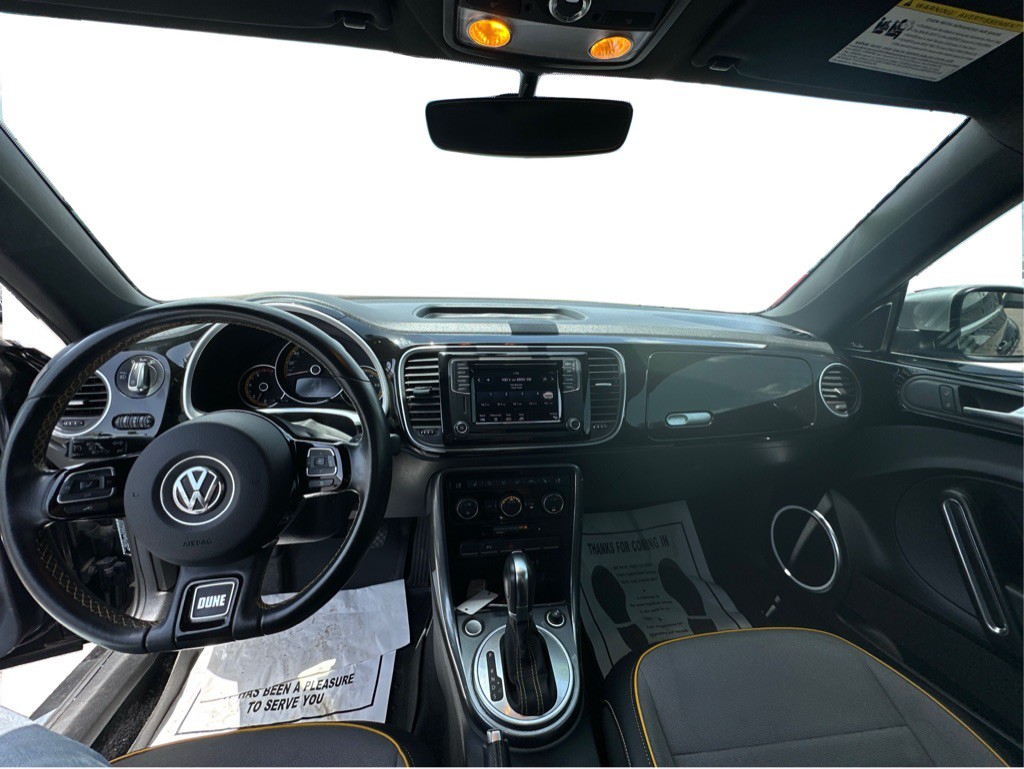 2018 Volkswagen Beetle Image 11