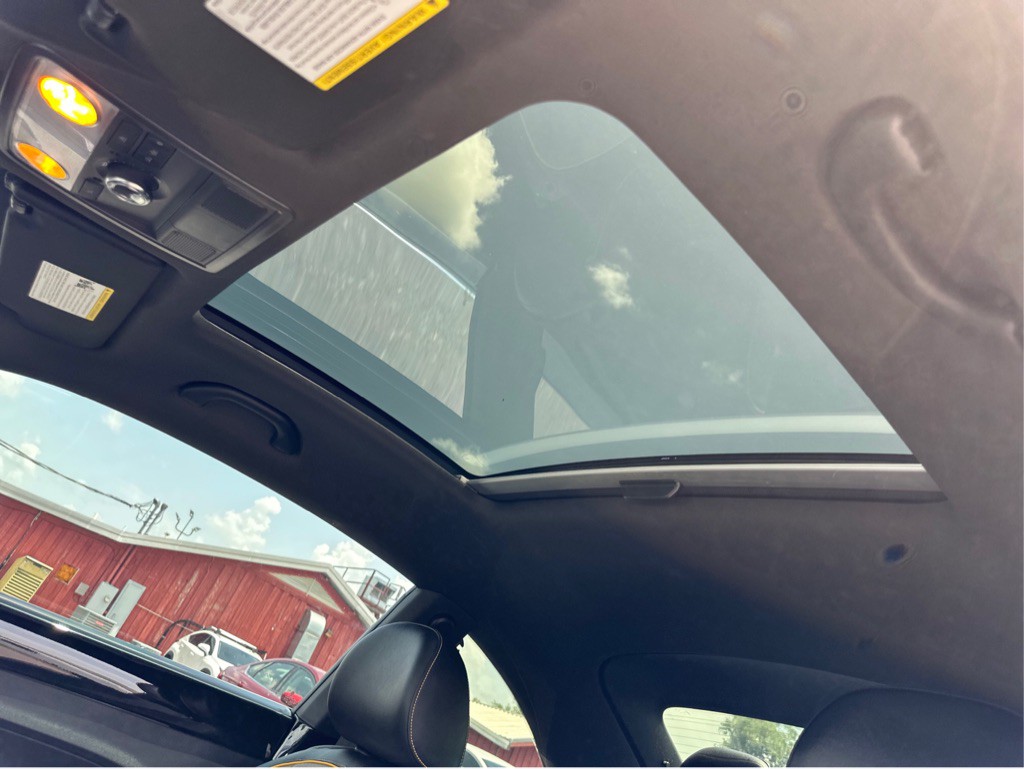 2018 Volkswagen Beetle Image 13