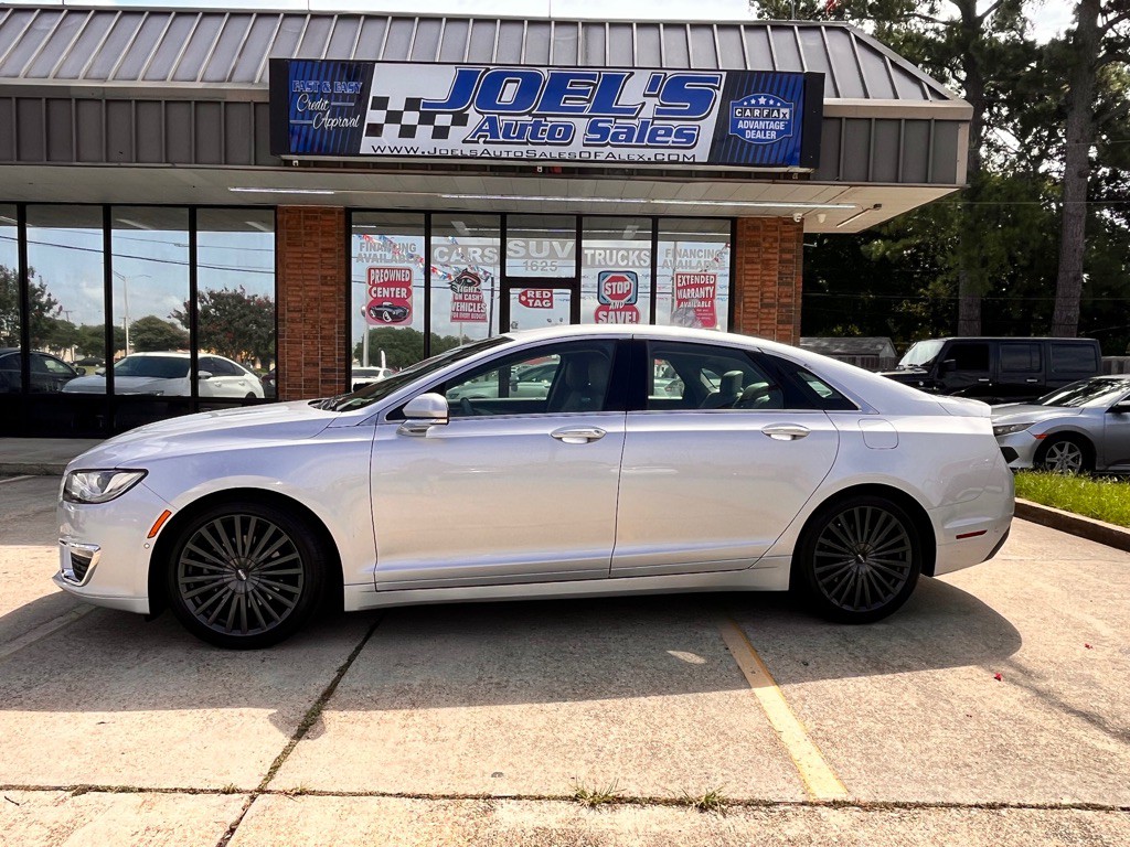 2018 Lincoln MKZ Image 1