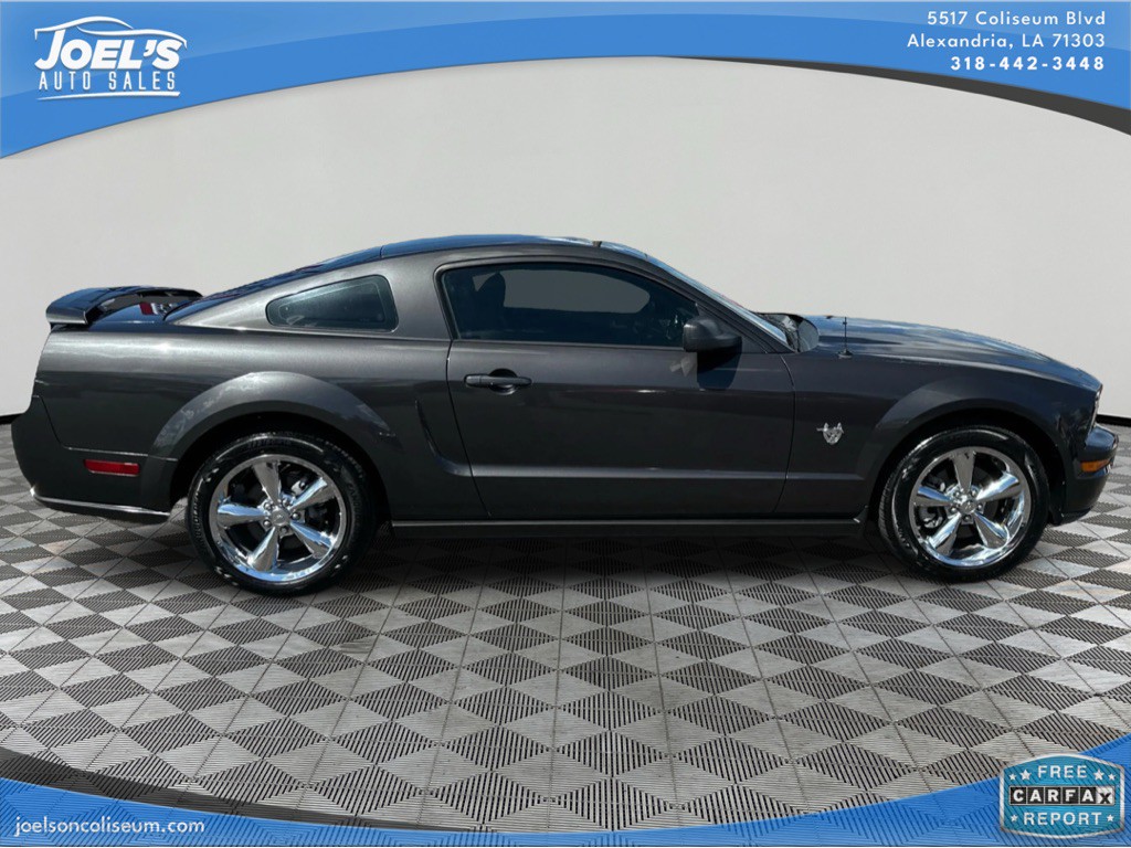 2009 Ford Mustang Image 8