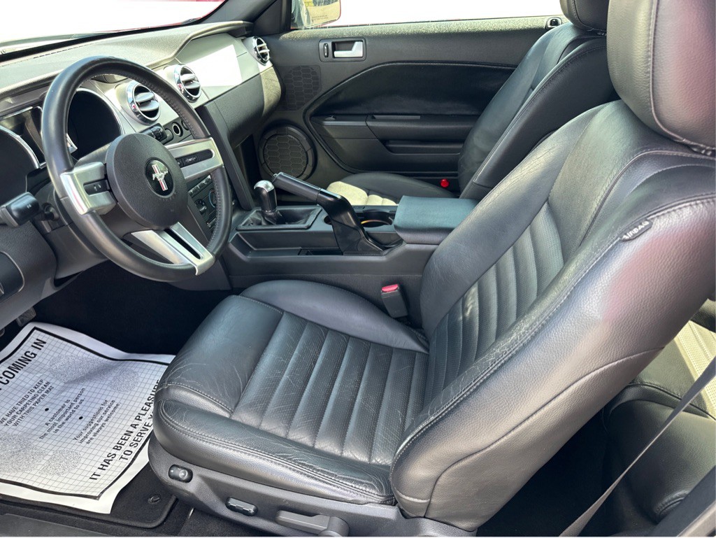 2009 Ford Mustang Image 14