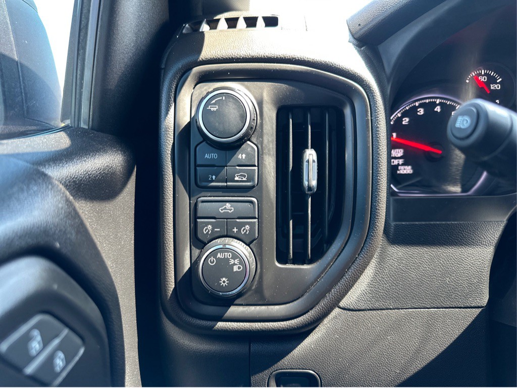 2022 Chevrolet Silverado 1500 Image 13