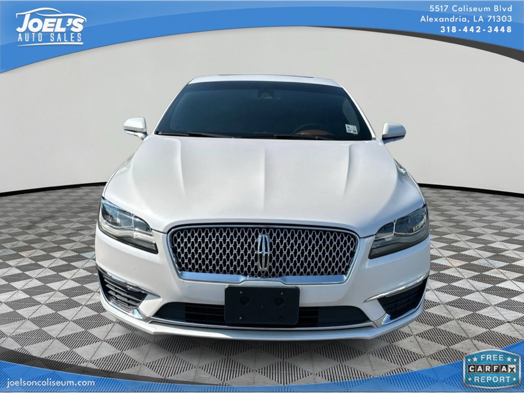 2017 Lincoln MKZ Image 2