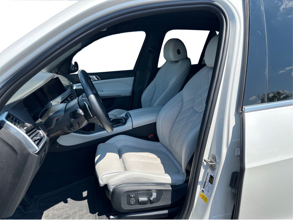 2023 BMW X5 Image 16