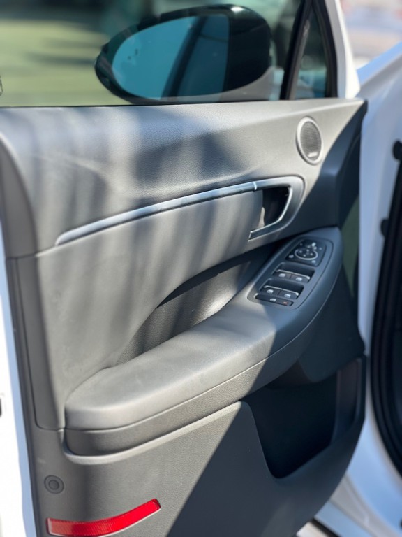 2021 Hyundai Sonata Image 16