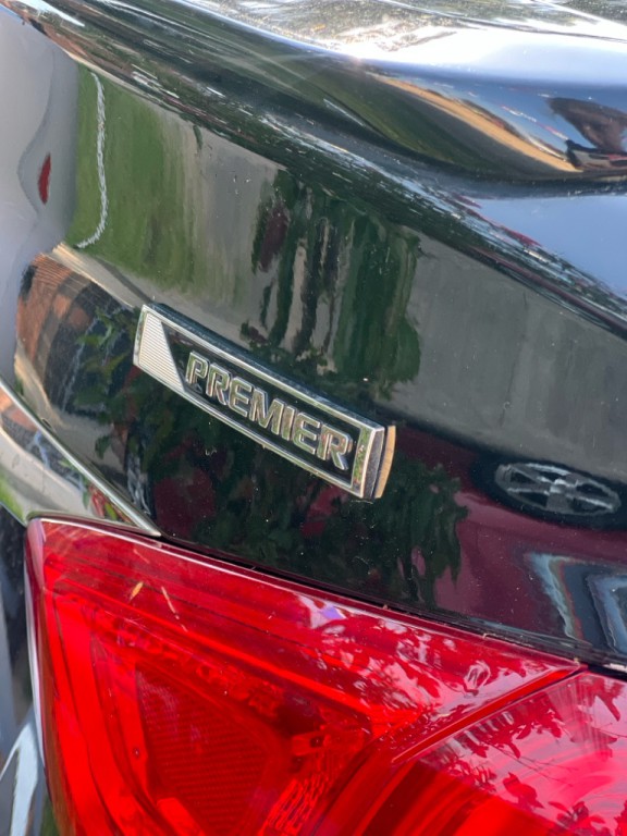 2018 Chevrolet Impala Image 3