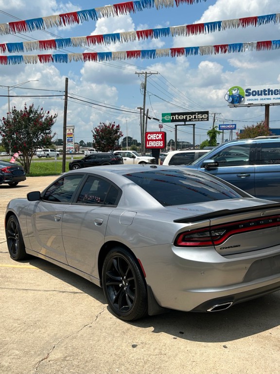2018 Dodge Charger Image 2