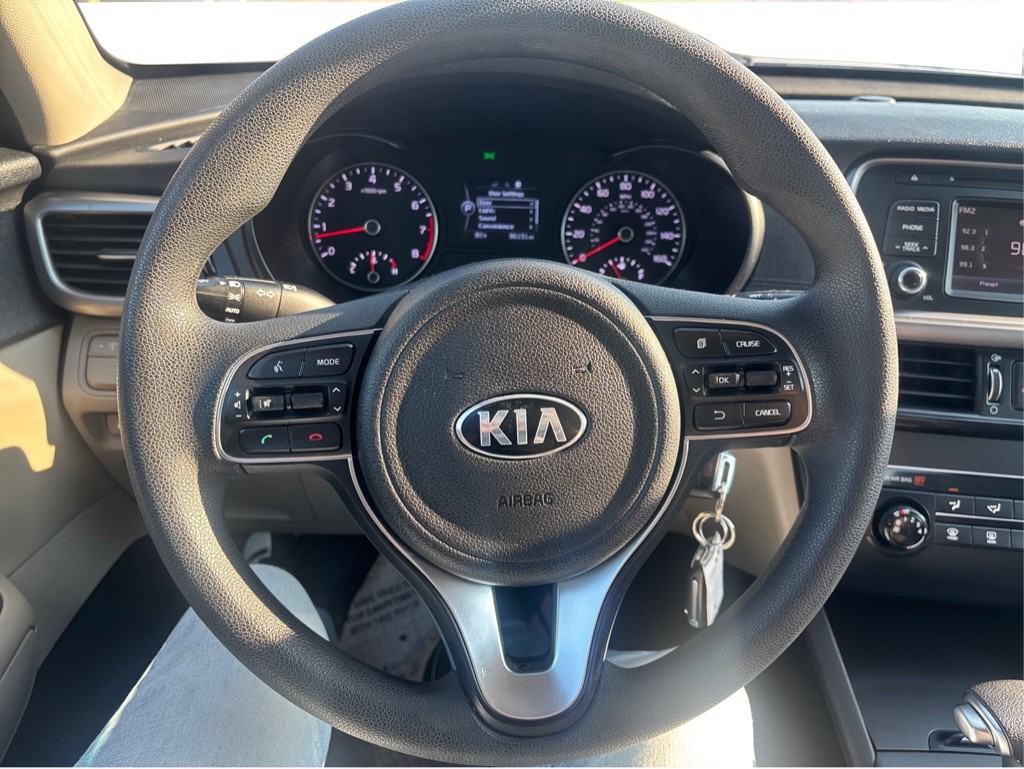 2016 Kia Optima Image 9