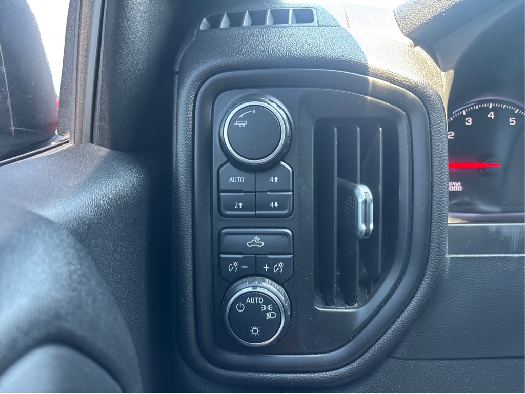 2020 Chevrolet Silverado 1500 Image 13