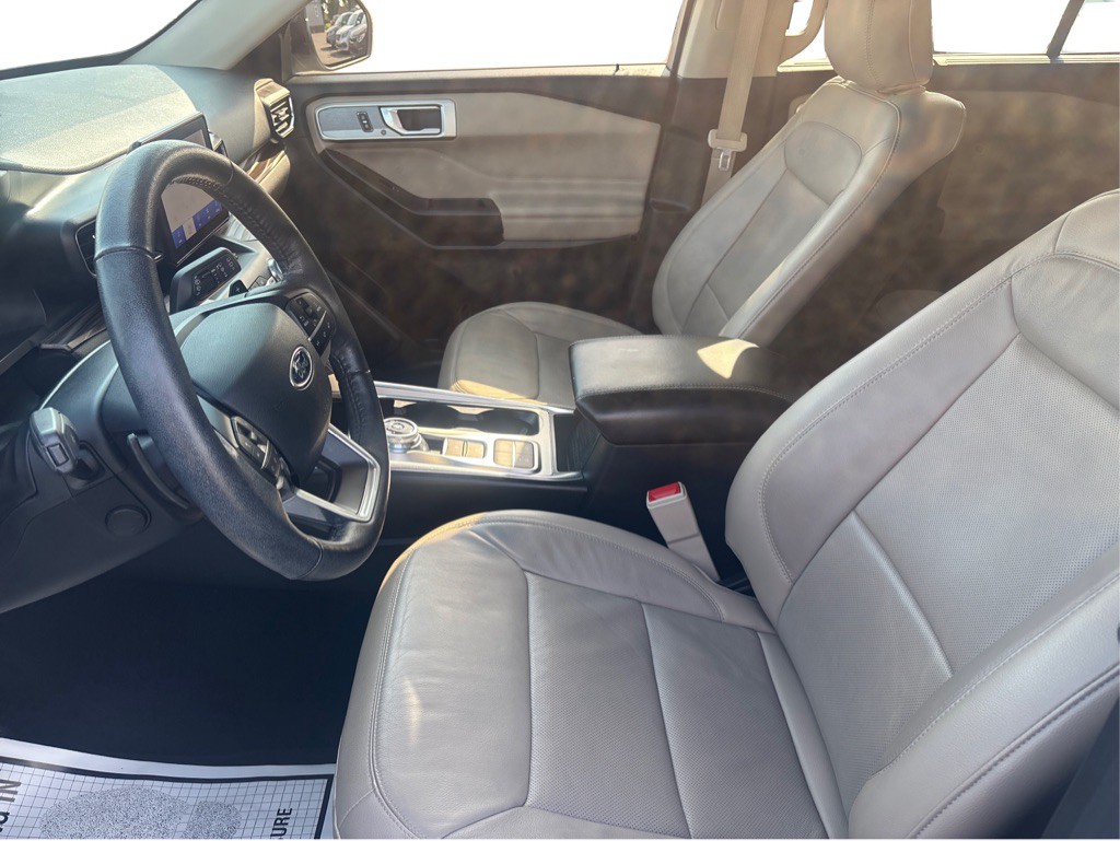 2020 Ford Explorer Image 10