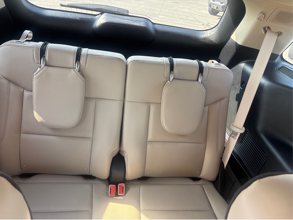 2020 Ford Explorer Image 23