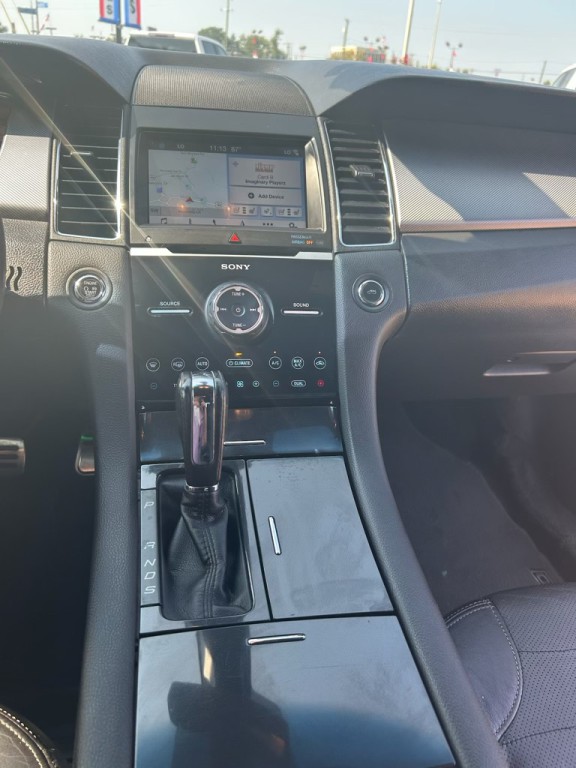 2017 Ford Taurus Image 20