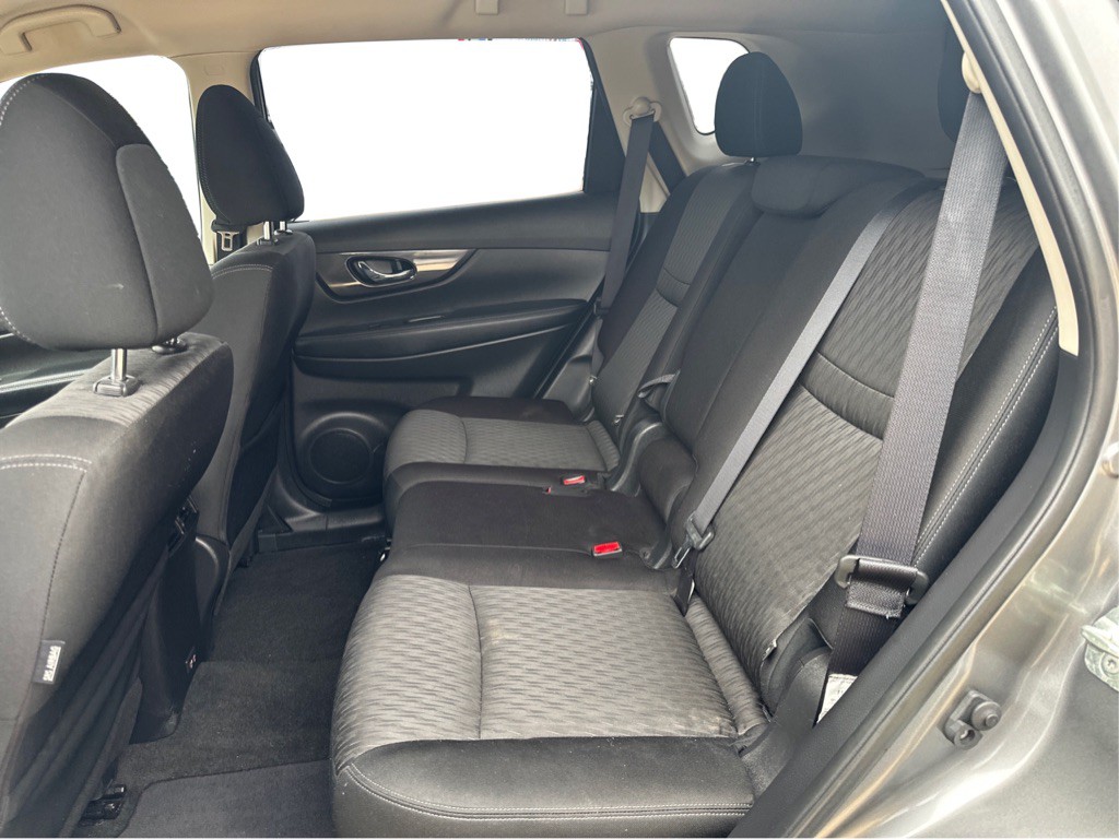 2020 Nissan Rogue Image 10