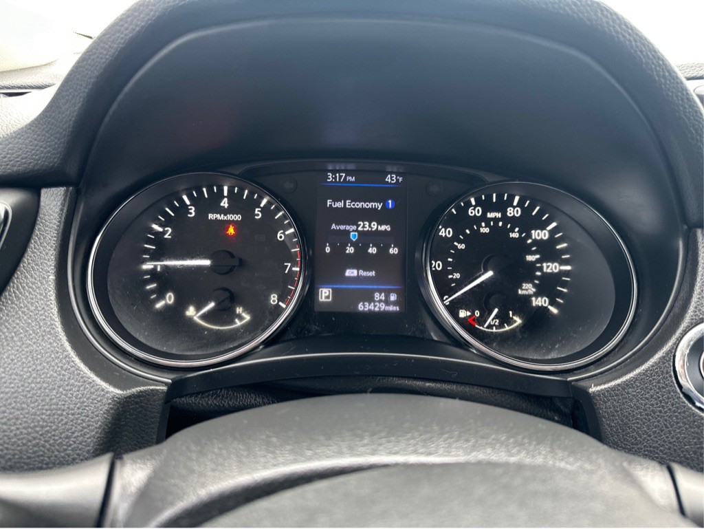 2020 Nissan Rogue Image 15