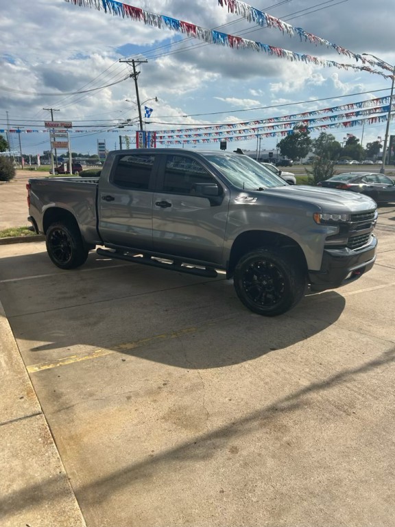 2019 Chevrolet Silverado 1500 Image 2