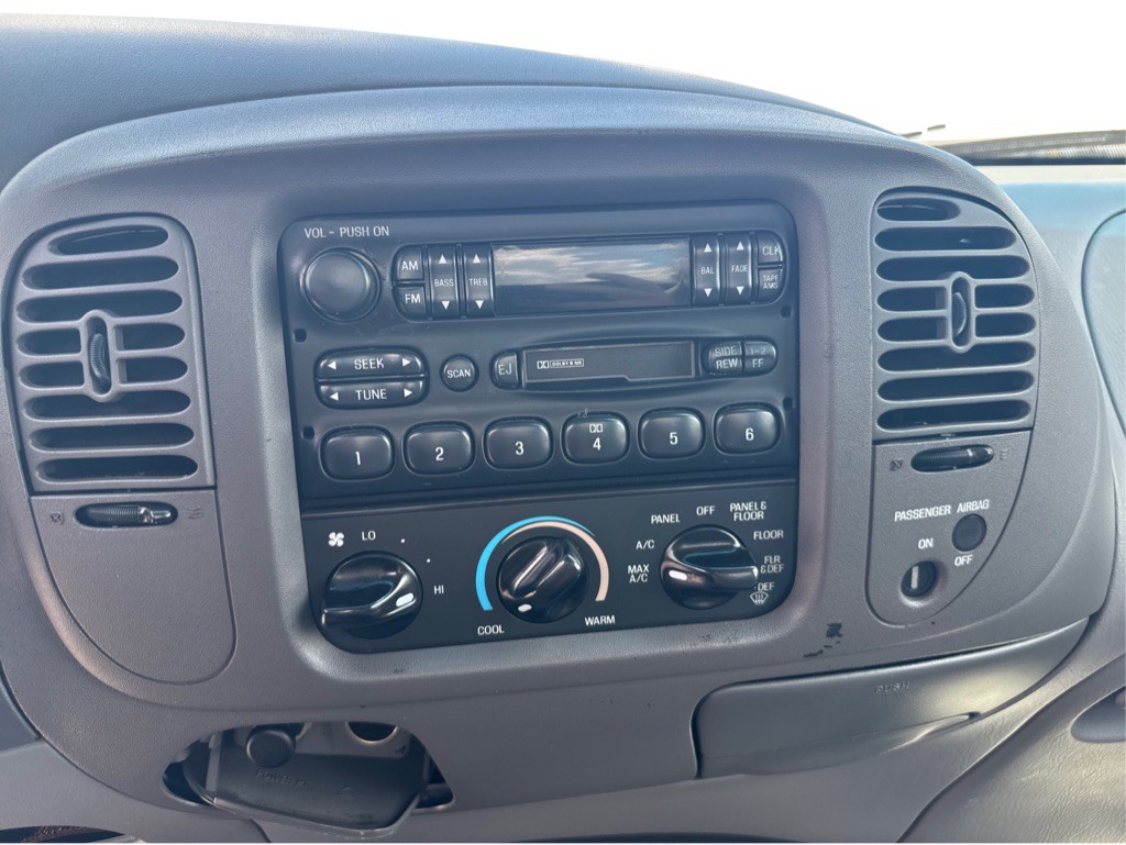 1998 Ford F-150 Image 14