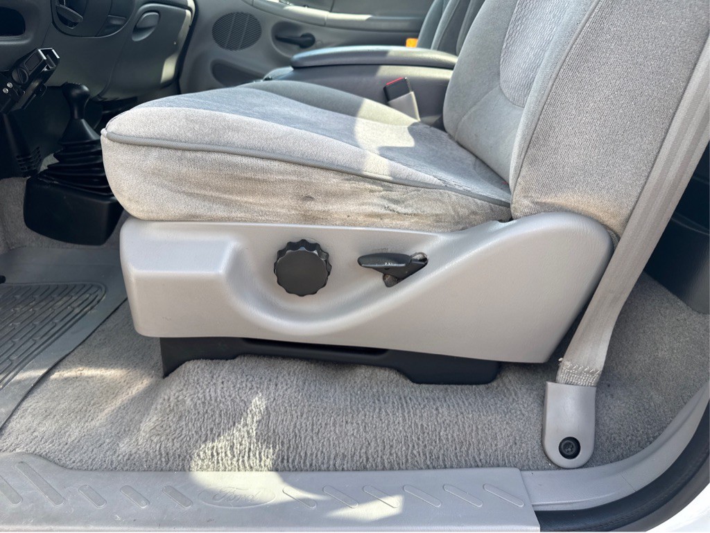 1998 Ford F-150 Image 18